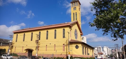 Paróquia Coração Eucarístico de Jesus e Santa Marina, na Vila Carrão: História, horários de missas e arte de Cláudio Pastro